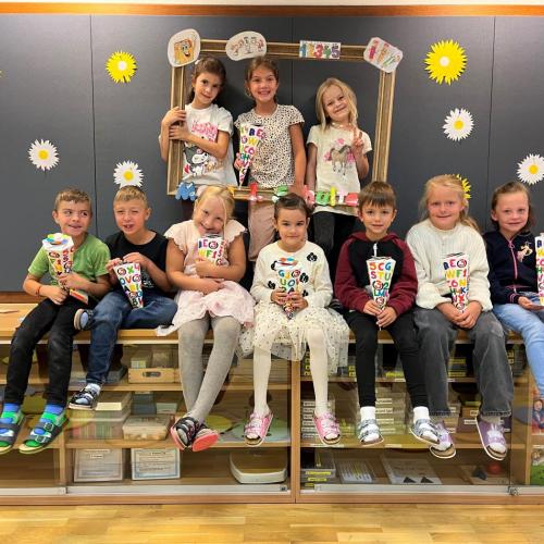 Kinder der 1. Klasse